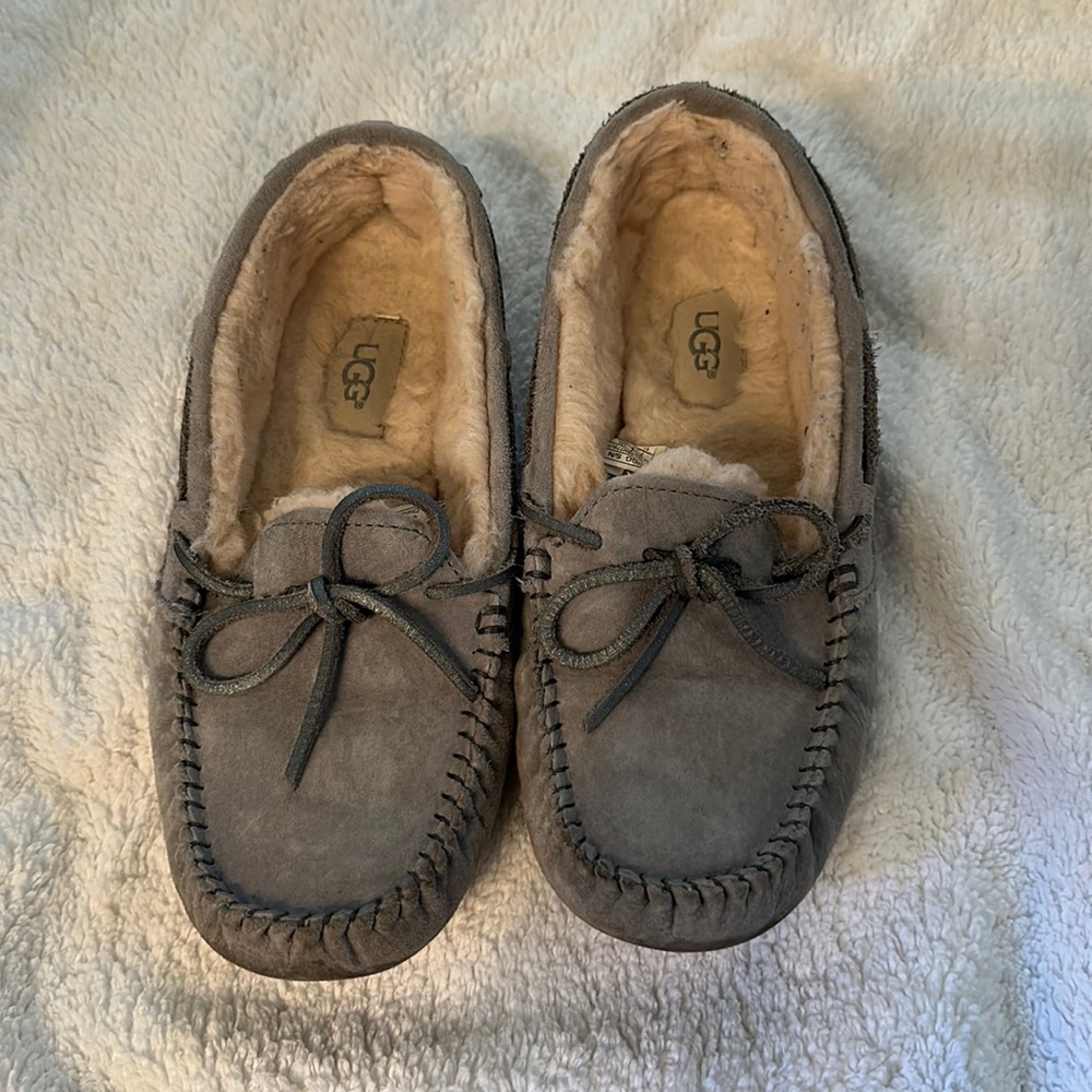 Ugg slippers